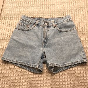 Vintage Levi’s Jean Shorts